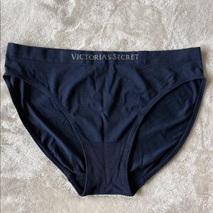 Victoria's Secret Seamless Bikini Panty Navy Blue Size L